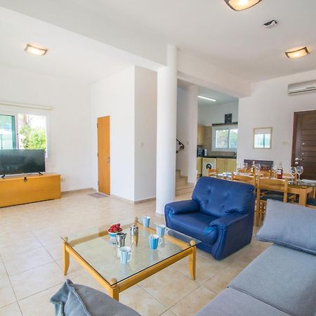 Ayia Thekla Atlas 10 Villa Sotira  Bagian luar foto